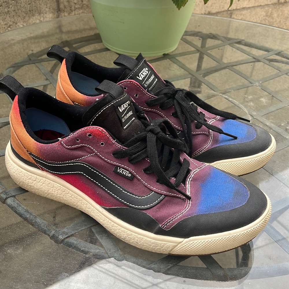 VANS ULTRARANGE EXO SE Size 10.5 Mens